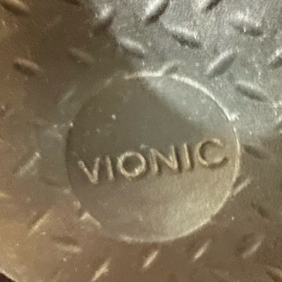 Vionic mens sandals - Picture 9 of 10